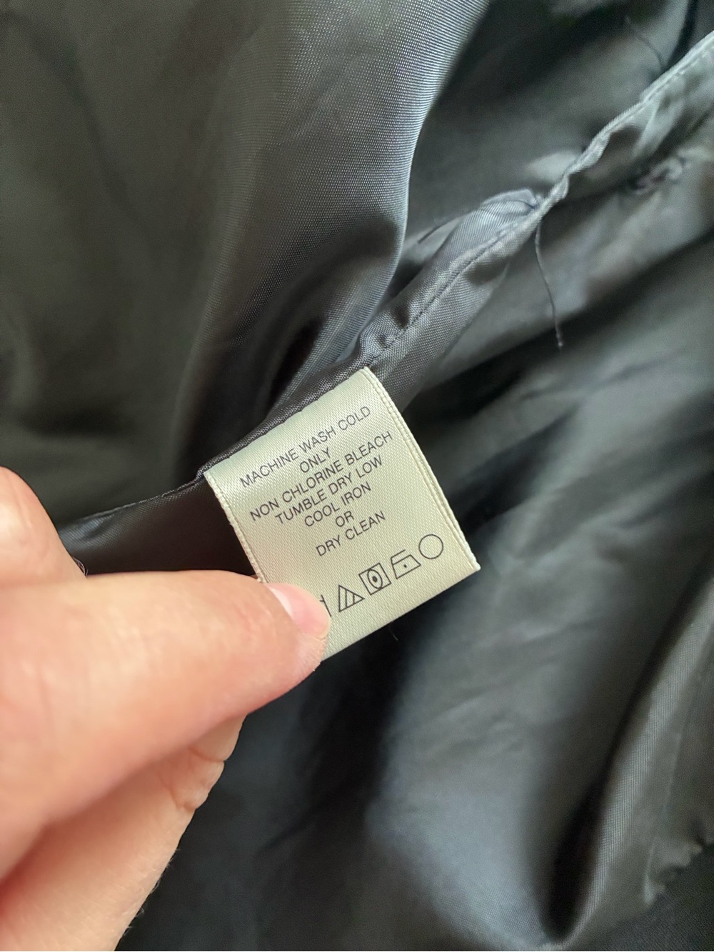 London Fog Black Women’s Mid-Length Trench Coat - Picture 9 of 9